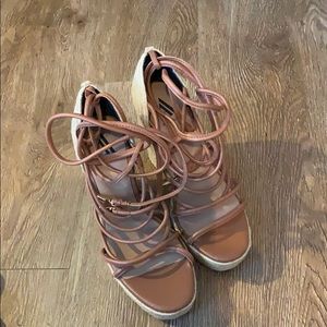 [Ava & Aiden] Wedge Heels